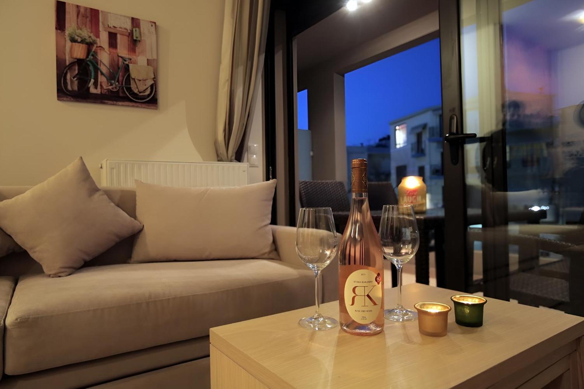 Onyx City Center Apartment With Parking Héraklion Extérieur photo
